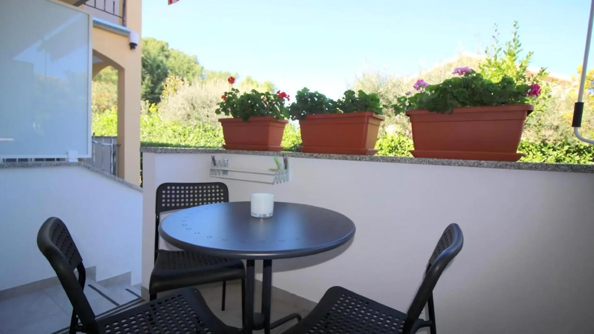 Ferienwohnung Pineta 3 In Strandnaehe Mit Parkplatz Porec