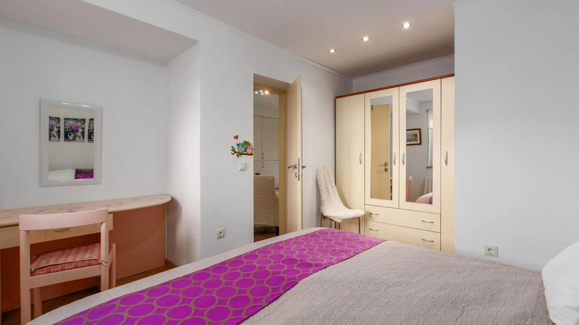 Appartement Ferienwohnung Pineta 3 In Strandnaehe Mit Parkplatz Poreč