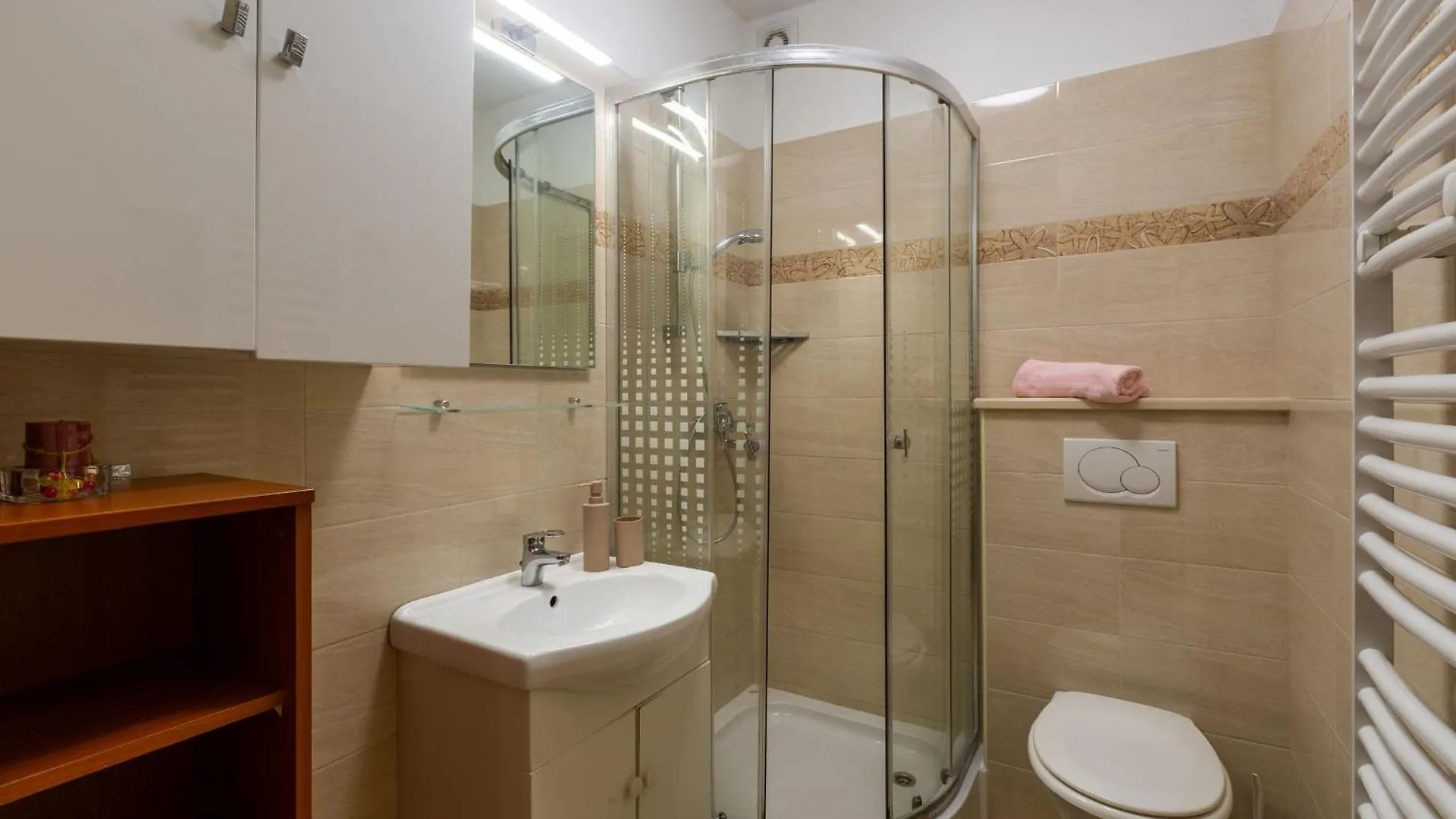 Ferienwohnung Pineta 3 In Strandnaehe Mit Parkplatz Poreč Lejlighed
