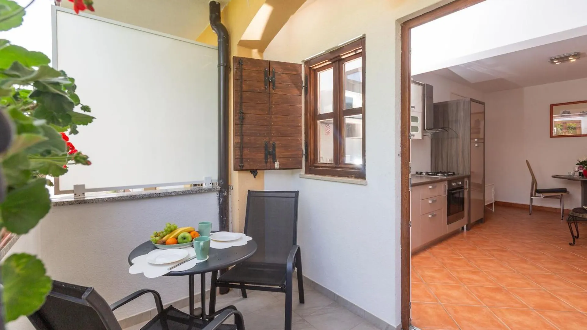 Ferienwohnung Pineta 3 In Strandnaehe Mit Parkplatz Poreč